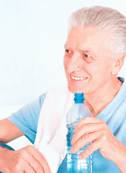 Недостаточное потребление воды в пожилом возрасте - угроза здоровью
